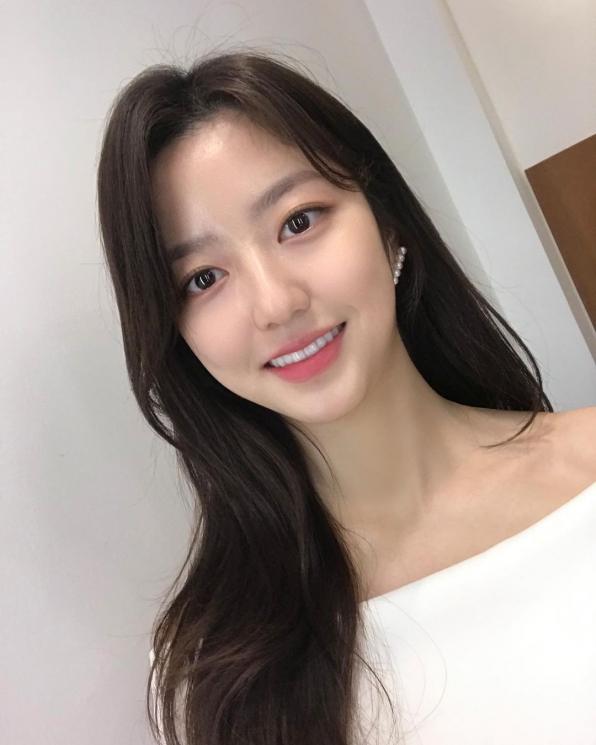 Potret Kim Hyun Soo (Instagram/@hyeon0_0soo)