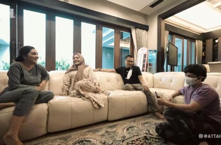 Ashanty, Aurel Hermansyah, Anang dan Atta (YouTube,com)