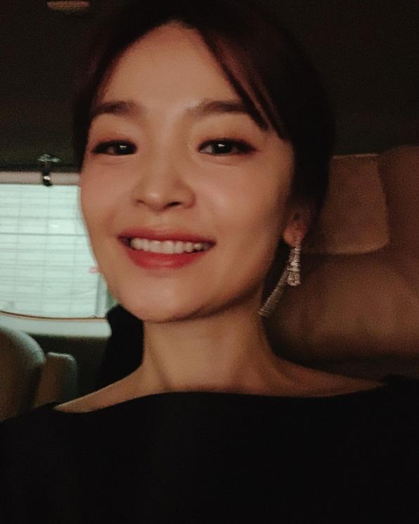 Potret Jeon Mi Do (Instagram/@mido_ring)