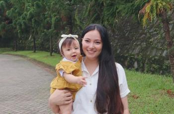 Injak Usia 6 Bulan, Lahapnya Putri Asmirandah saat Diberi MPASI untuk Pertama Kali