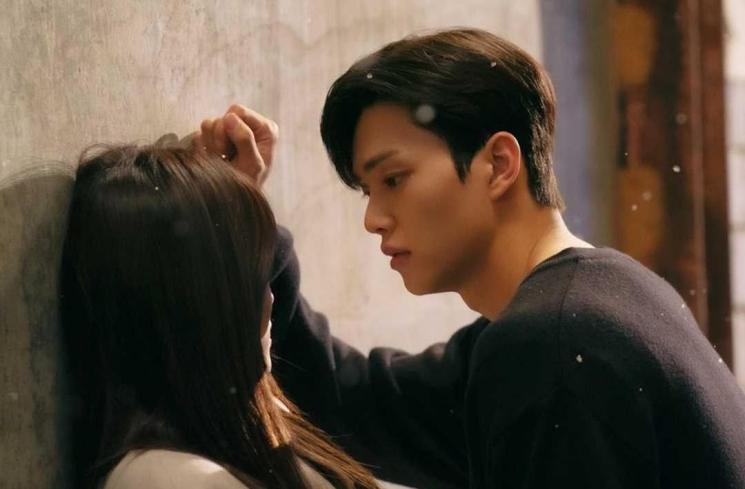 Potret Mesra Song Kang dan Han So Hee (Instagram/@jtbcdrama)