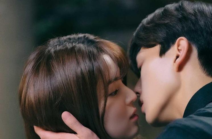 Potret Mesra Song Kang dan Han So Hee (Instagram/@jtbcdrama)