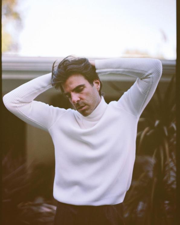 Aktor Hollywood Gay Perankan Karakter Straight (Instagram/@zacharyquinto)