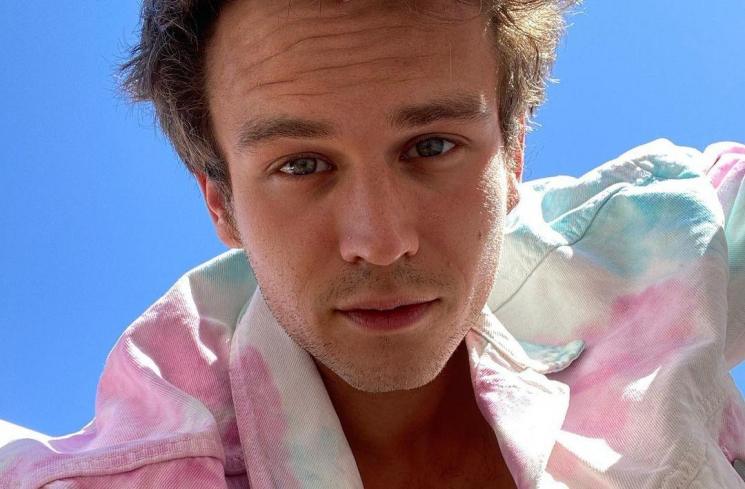 Aktor Hollywood Gay Perankan Karakter Straight (Instagram/@brandonflynn)
