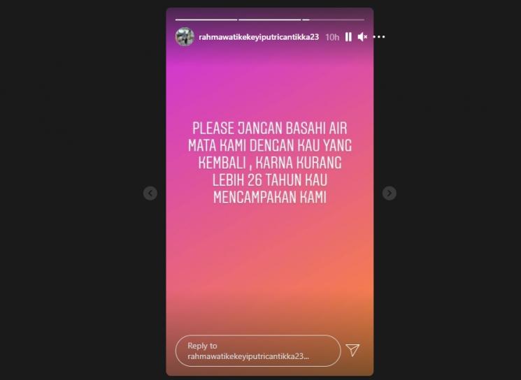 Kekeyi curhat pilu. (Instagram/rahmawatikekeyiputricantikka23)