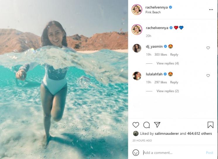 Rachel Vennya renang di pantai, potret kakinya bikin salfok. (Instagram/rachelvennya)
