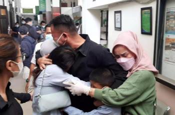 Minta Angel Lelga Maafkan Anaknya, Ibu Vicky Prasetyo: Tolong Sudahi!