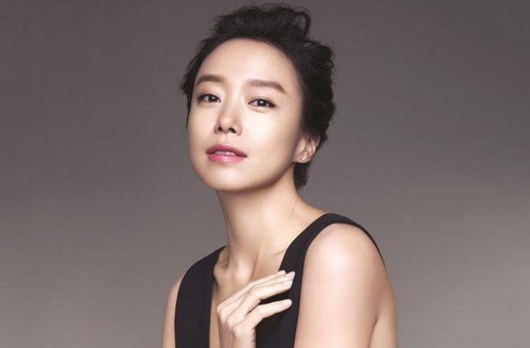 Artis Korea nikah belasan tahun (Soompi)