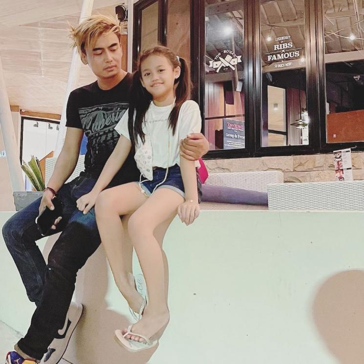 Potret Cantik Putri Charly Van Houten (Instagram/@cantik_vht)