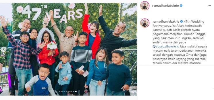 Potret Kedekatan Nia Ramdhani dan Mertua (Instagram/@ramadhaniabakrie)