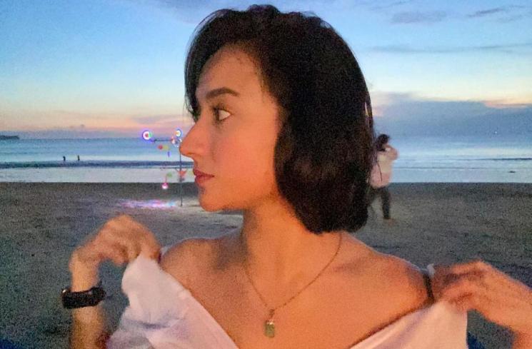Potret Terbaru Naomi Zaskia Berambut Pendek (Instagram/@naomnomnom)