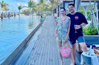 10 Potret Liburan Femmy Permatasari, Punya Body Goals di Usia 47 Tahun