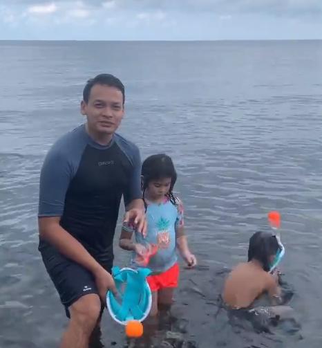 Raja FTV Momong Anak (Instagram/@benjoshua_r)