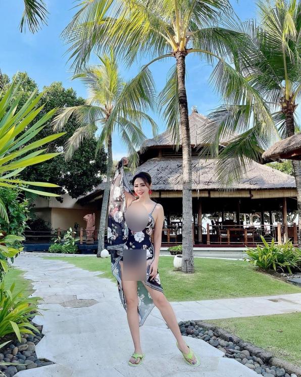 Potret Liburan Femmy Permatasari (Instagram/femmypermatasari)
