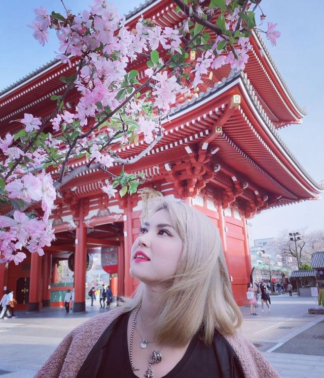 Nasib Bintang Film Dewasa Jepang Usai Pensiun (Instagram/@maria.ozawa0108)