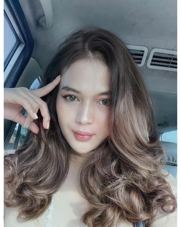 Transformasi Transgender Dinda Syarif (Instagram/@dindasyarif)
