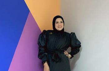 7 Perjalanan Cinta Elly Sugigi, Lelaki yang Didekati Rata-rata Brondong