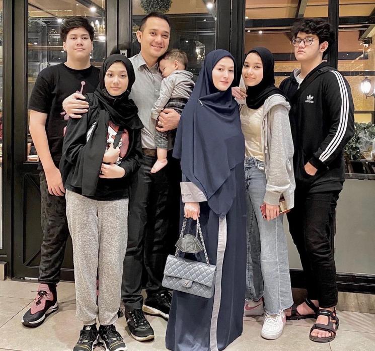 Artis Punya Banyak Anak dari Istri Berbeda (Instagram/fadlanmuhammad)