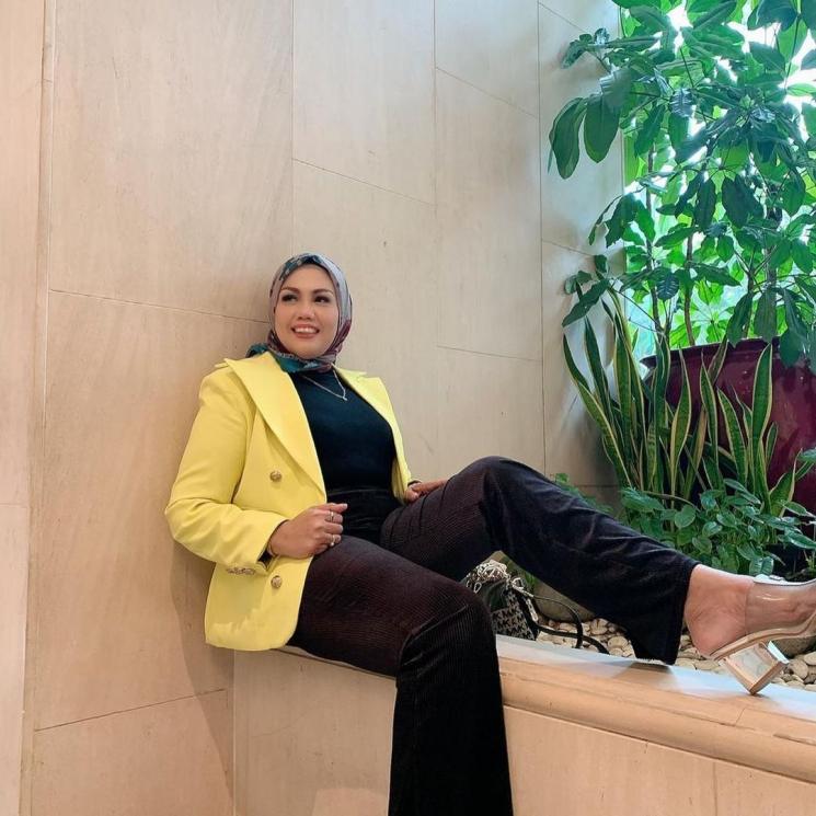 Potret Penampilan Baru Elly Sugigi (Instagram/@ellysugigi_real_)