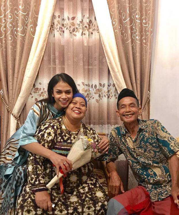 Transformasi Transgender Dinda Syarif (Instagram/@dindasyarif)