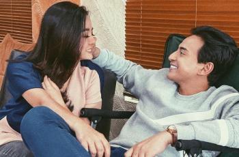 6 Potret Mesra Gita Sinaga dan Habibi Hood: Beda Agama tapi Bikin Baper