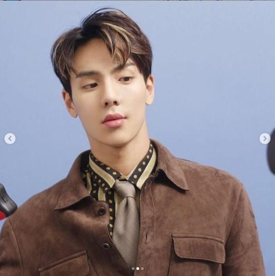 Shownu MONTS X (Instagram)