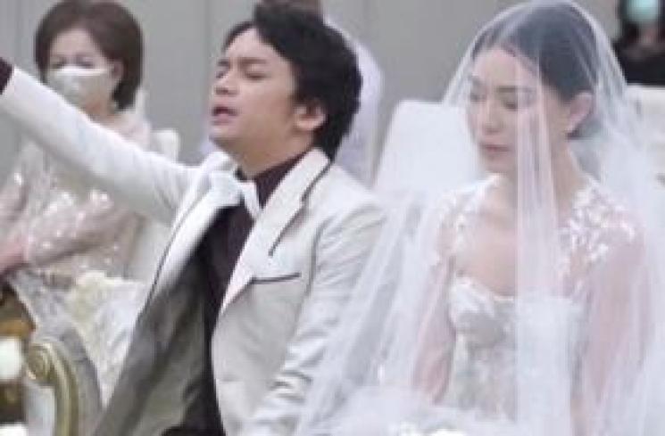 Potret Pernikahan Calvin Jeremy dan Novia Santoso. (YouTube/ Calvin Jeremy)