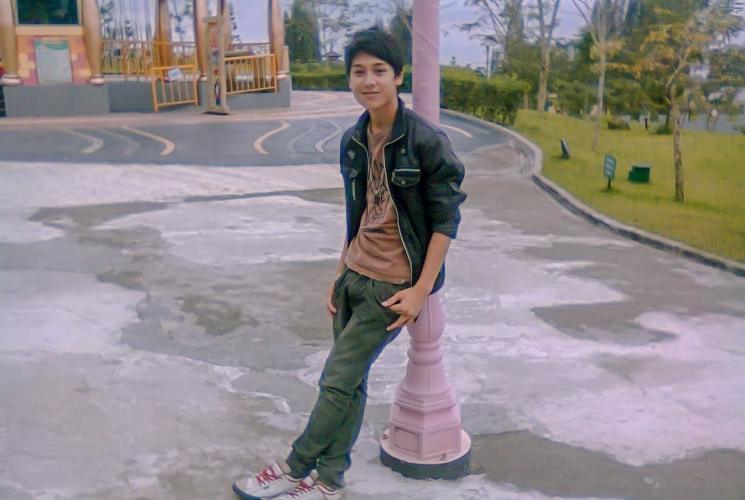 Rizky Billar ABG. (Instagram/@lestykejora)