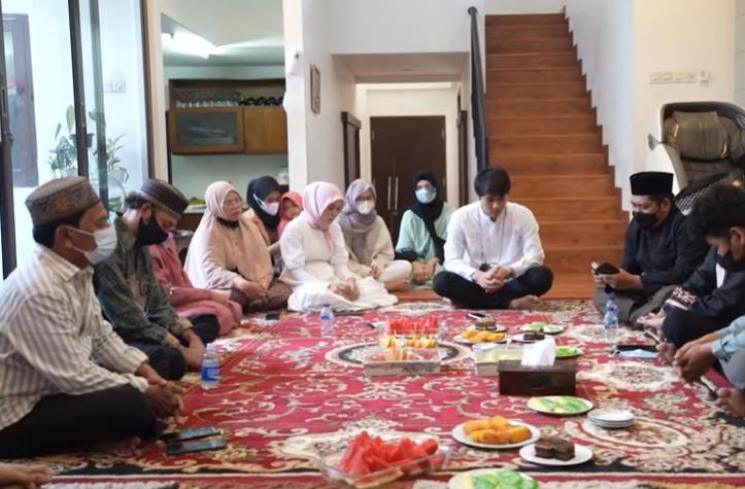 Potret Surprise Ultah Rizky Billar (YouTube/Rizky Billar)