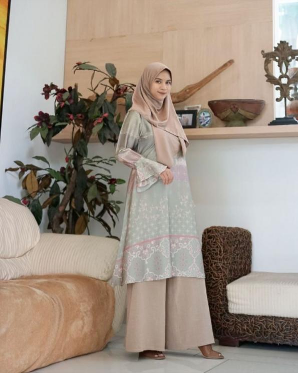 Potret Istri Ben Kasyafani,Nesya Nabila. (Instagram/neysanabila)