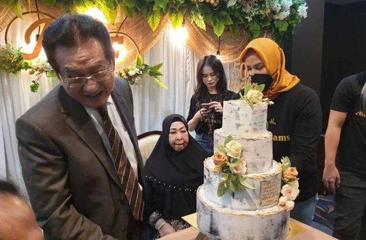 Potret Anwar Fuady dan Istri (Instagram/@fuady_47)