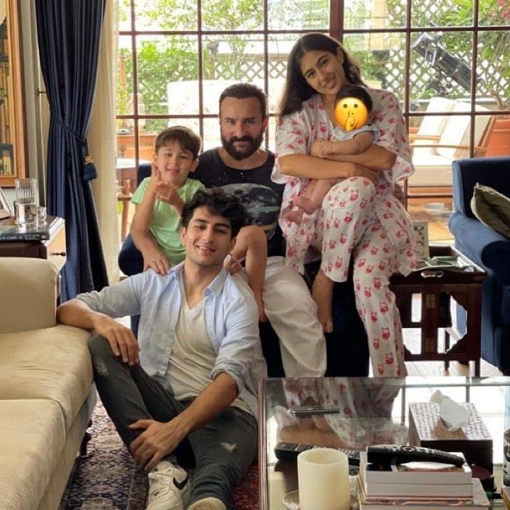 Potret Ganteng Ibrahim Ali Khan. (Instagram/saraalikhan95)