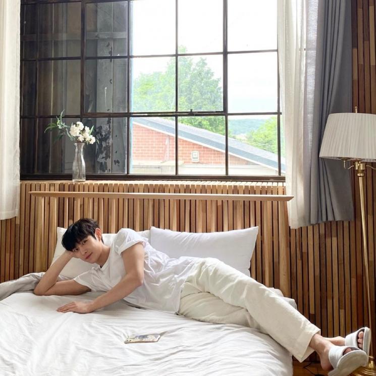 Potret Asli Kim Young Dae di Kehidupan Nyata (Instagram/@youngdae0302)
