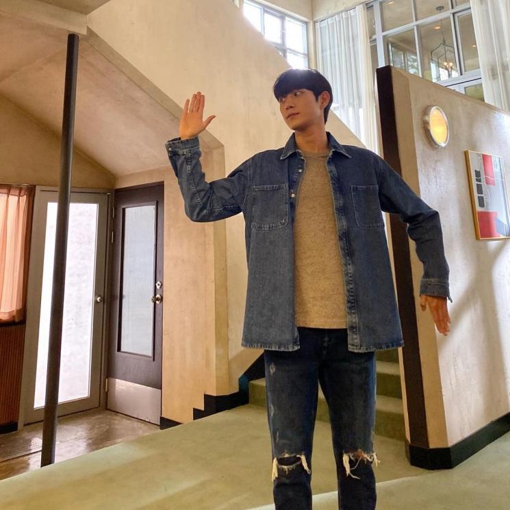 Potret Asli Kim Young Dae di Kehidupan Nyata (Instagram/@youngdae0302)