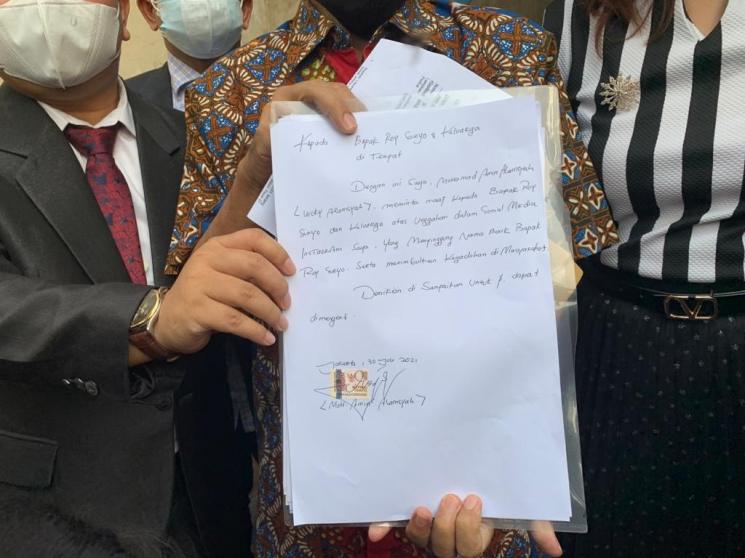 Roy Suryo dan Lucky Alamsyah damai. (MataMata.com/Yuliani)