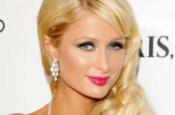 Paris Hilton Bantah Isu Hamil dengan Tunangan: Aku Tunggu Sampai Nikah!