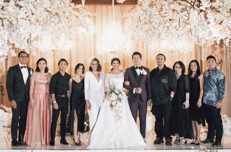 Momen Persahabatan Greysia Polii dan Agnez Mo (Instagram/@agnezmo)