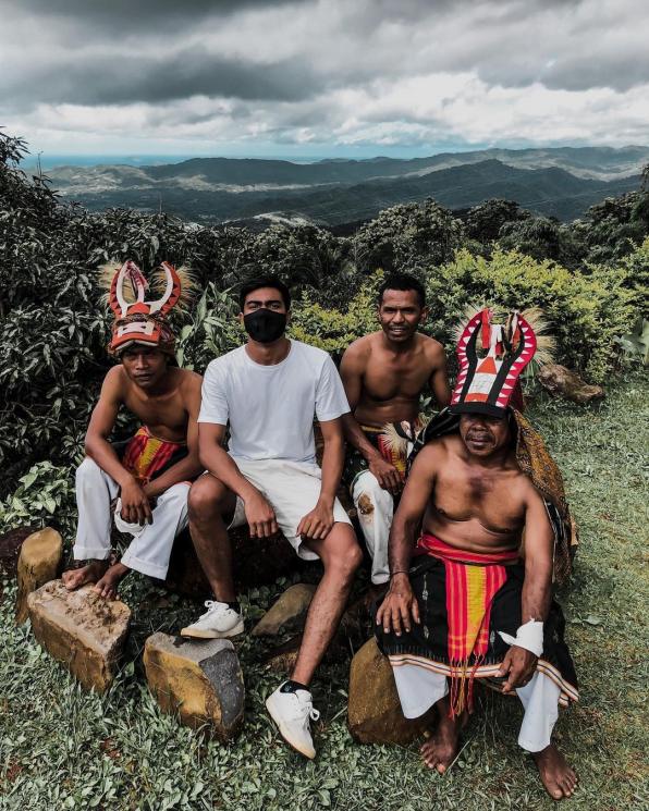 Potret ganteng Teuku Atha kakak Beby Tsabina (Instagram/@teukuathaa)