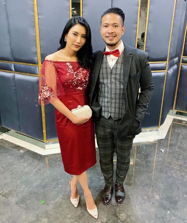 Potret Mesra Tyas Mirasih dan Suami (Instagram/@tyasmirasih)