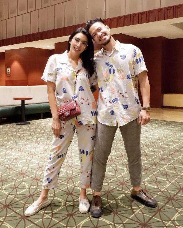 Potret Mesra Tyas Mirasih dan Suami (Instagram/@tyasmirasih)