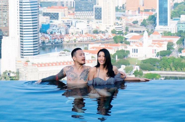 Potret Mesra Tyas Mirasih dan Suami (Instagram/@tyasmirasih)