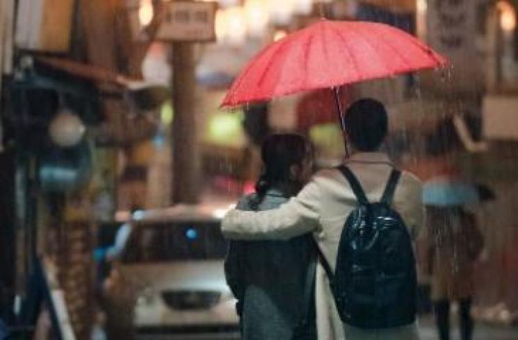 Drama Wi Ha Joon (IMDb/Something in the Rain)