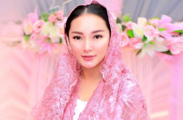 Transformasi Zaskia Gotik. (Instagram/zaskia_gotix)