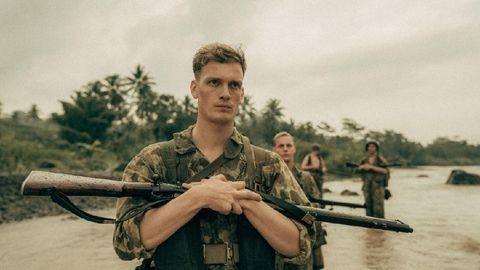 Sinopsis The East (IMDb)