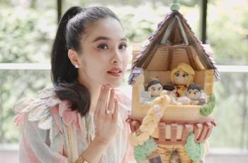 7 Potret Perhiasan Sandra Dewi yang Mentereng dan Super Mewah