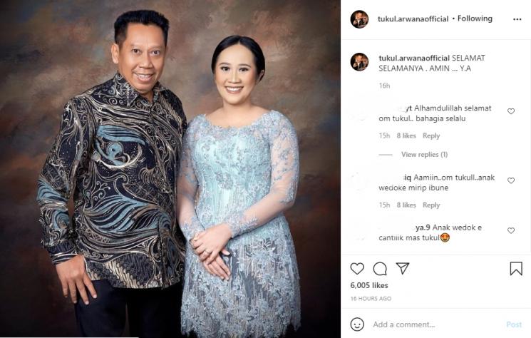 Anak Tukul Arwana, Novita Eka Afriana wisuda. (Instagram/tukul.arwanaofficial)