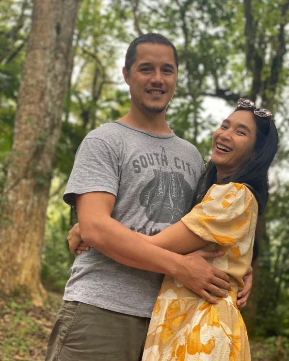 Potret Harmonis Happy Salma dan Suami (Instagram/@happysalma)