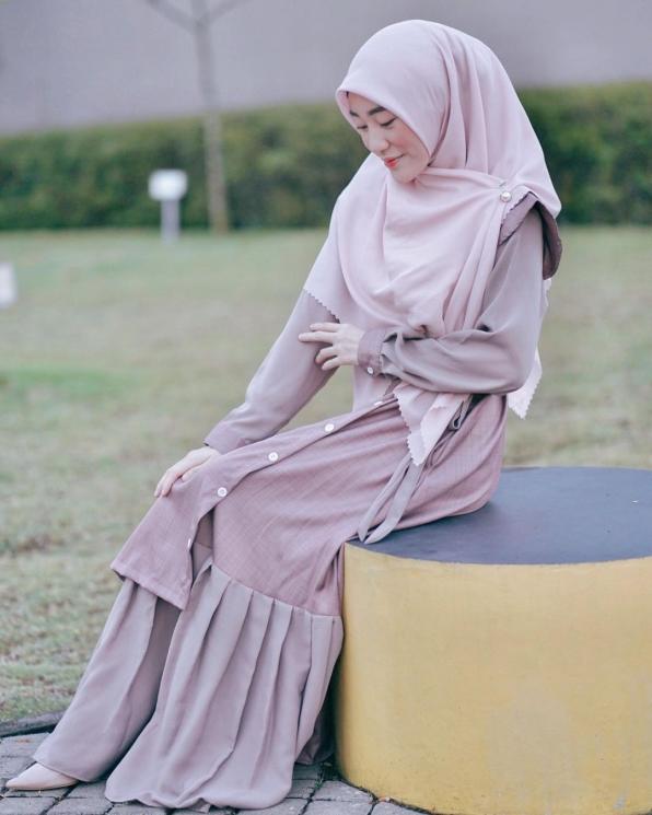 Larissa Chou. (Instagram/@larissachou)