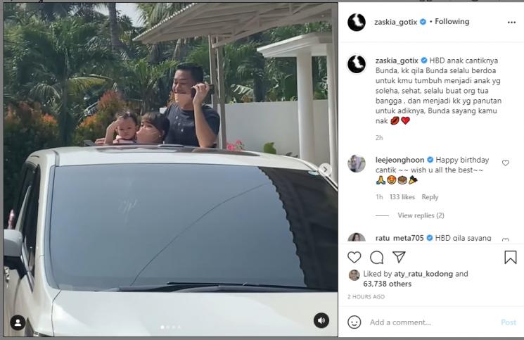 Zaskia Gotik dan Sirajuddin rayakan ulang tahun Aqila. (Instagram/zaskia_gotix)
