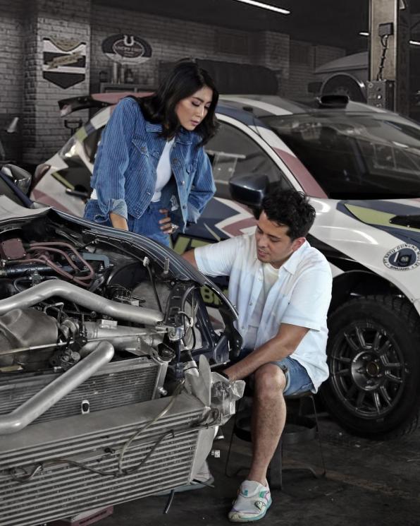 Kemesraan Catra Felder dan Stephani Defirstta (Instagram/@stephanidefirstta) 